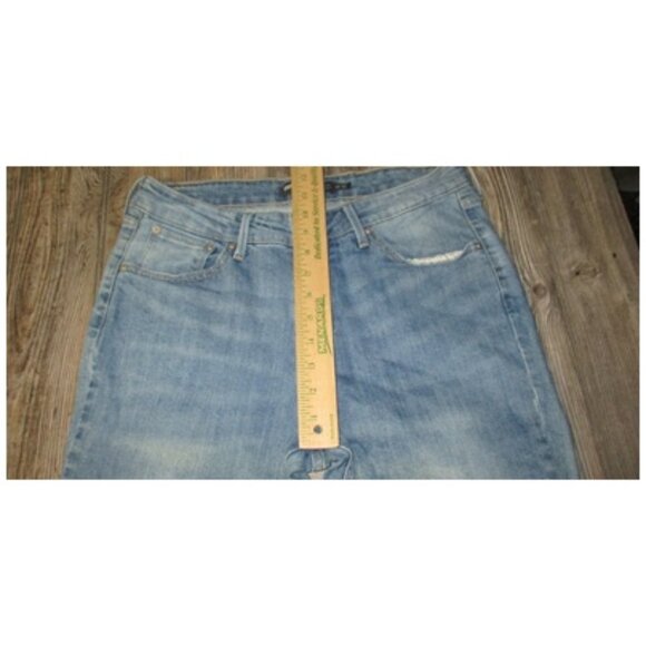 Levis Demi Curve Classic Rise Boot Cut Stretch Jeans Size 12 / 31 Msre 30x28 - Picture 7 of 11